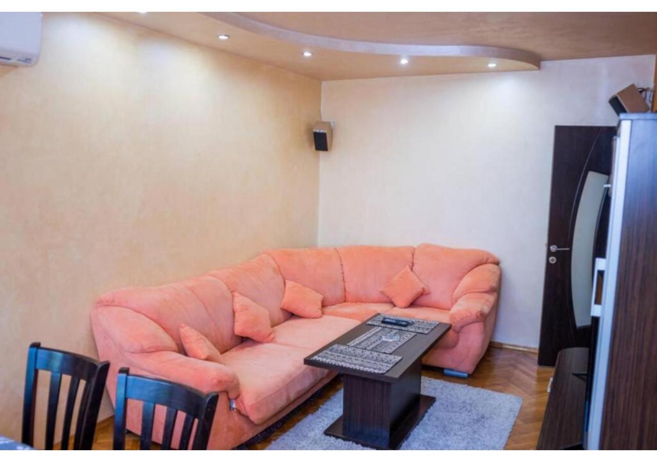 Luxury Apartment On The First Line To The Sea Burgas City Exterior foto